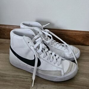 Nike Kids Blazer Mid '77 "White/Black" sneakers size 5Y